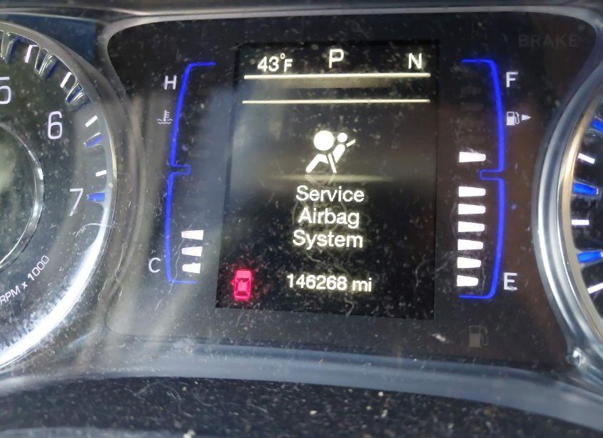 Photo 15 of 2016 Chrysler 200 LIMITED PLATINUM (VIN 1C3CCCAB4GN190909)