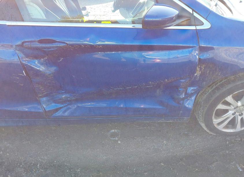 Photo 6 of 2016 Chrysler 200 LIMITED PLATINUM (VIN 1C3CCCAB4GN190909)