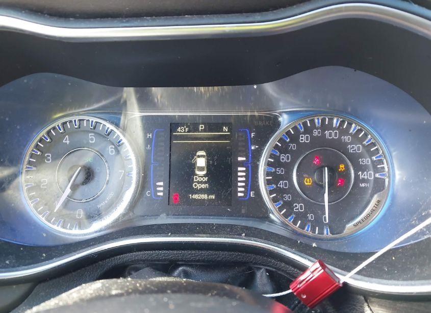 Photo 7 of 2016 Chrysler 200 LIMITED PLATINUM (VIN 1C3CCCAB4GN190909)