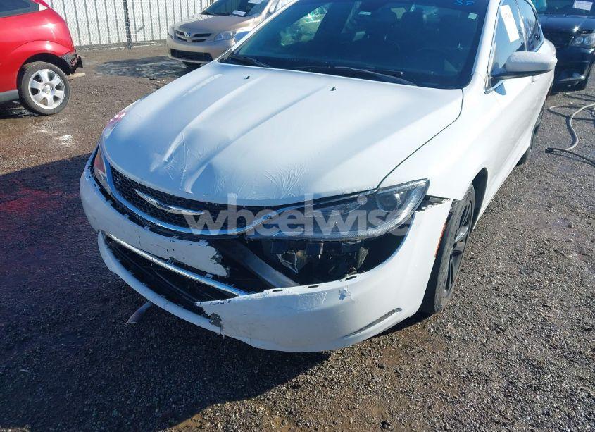 Photo 6 of 2016 Chrysler 200 LIMITED PLATINUM (VIN 1C3CCCAB4GN192708)