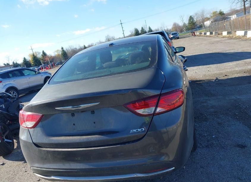 Photo 16 of 2015 Chrysler 200 LIMITED (VIN 1C3CCCAB5FN505134)