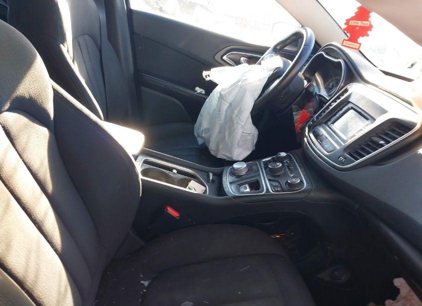 Photo 5 of 2015 Chrysler 200 LIMITED (VIN 1C3CCCAB5FN505134)