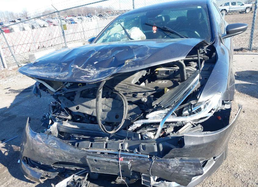 Photo 6 of 2015 Chrysler 200 LIMITED (VIN 1C3CCCAB5FN505134)