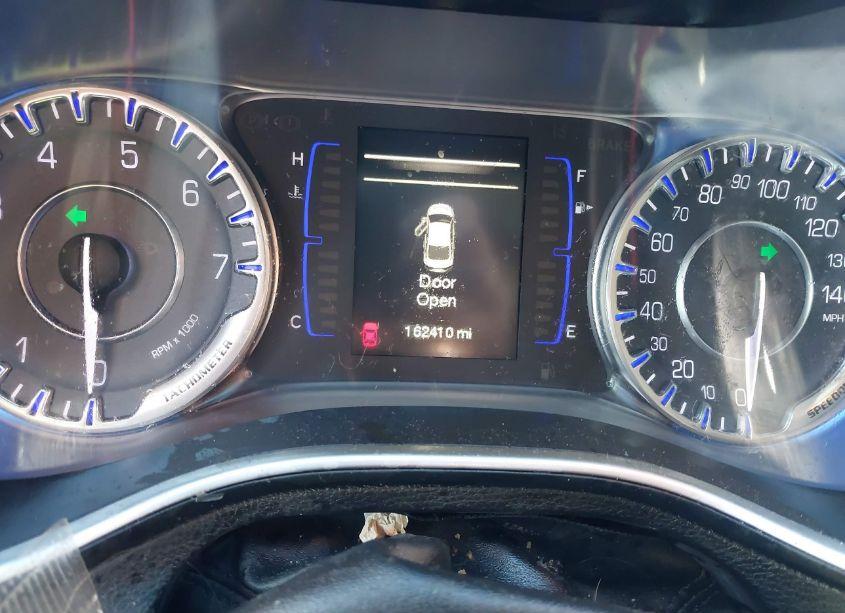 Photo 7 of 2015 Chrysler 200 LIMITED (VIN 1C3CCCAB5FN505134)