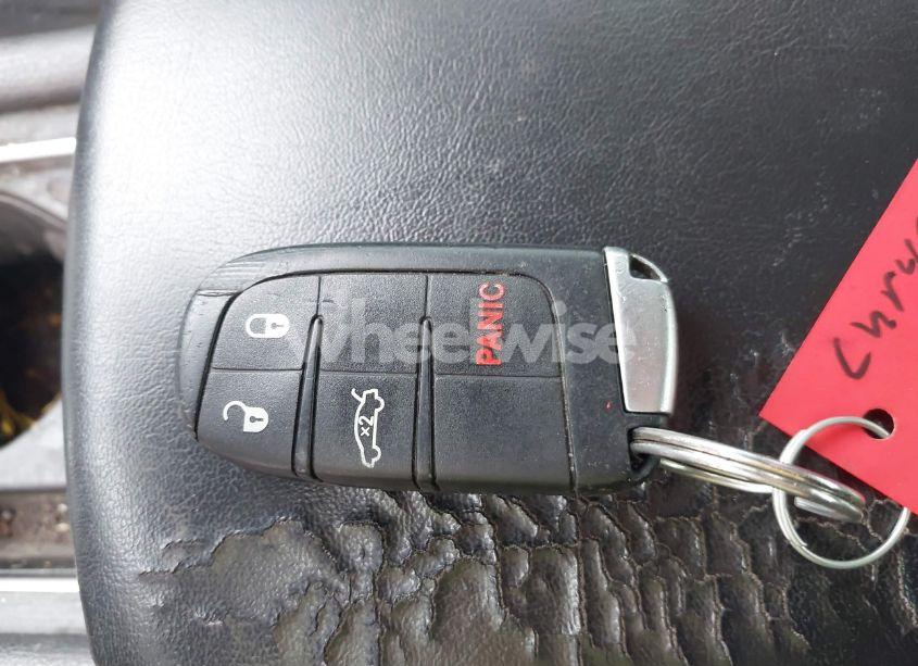 Photo 11 of 2015 Chrysler 200 LIMITED (VIN 1C3CCCAB5FN539431)