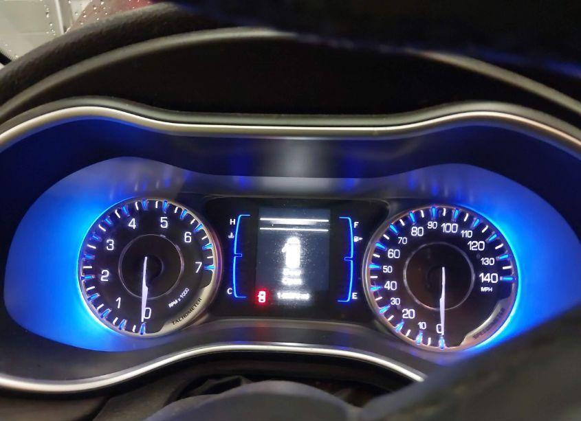 Photo 7 of 2015 Chrysler 200 LIMITED (VIN 1C3CCCAB5FN559663)