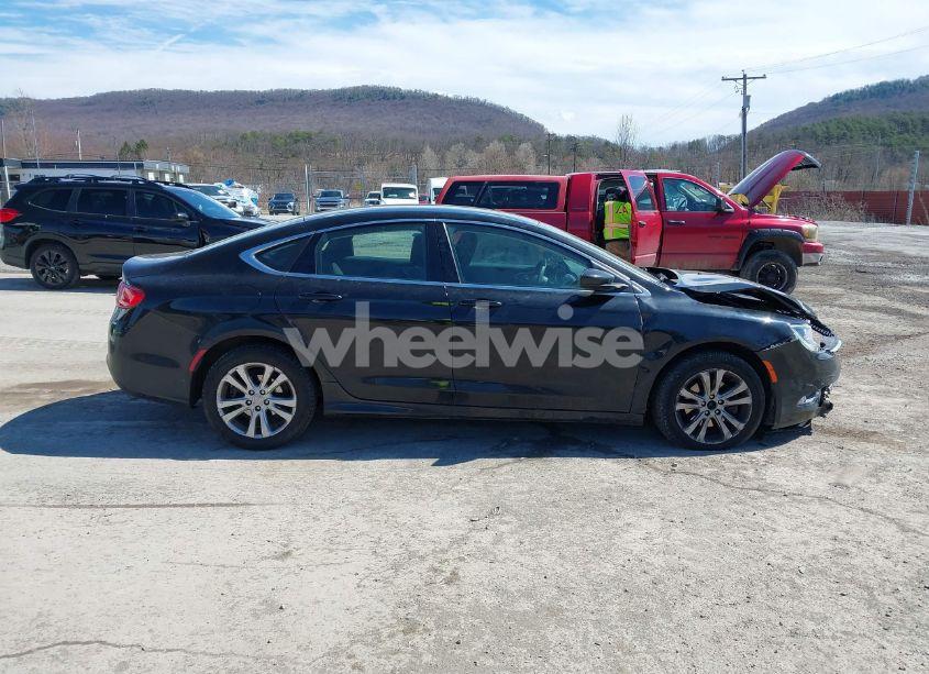 Photo 13 of 2015 Chrysler 200 LIMITED (VIN 1C3CCCAB5FN575555)