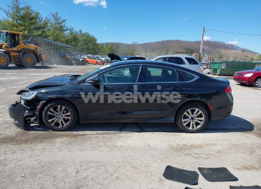 Photo 14 of 2015 Chrysler 200 LIMITED (VIN 1C3CCCAB5FN575555)