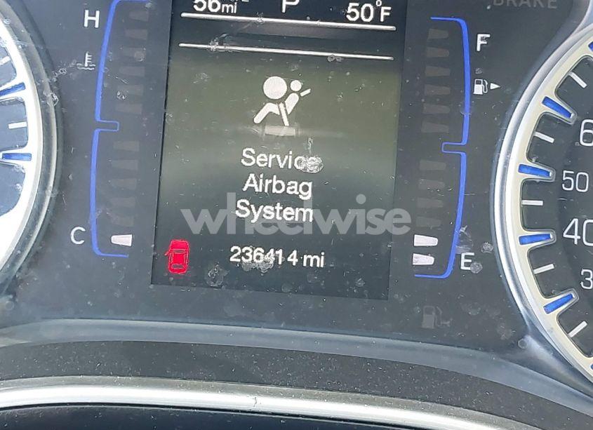 Photo 15 of 2015 Chrysler 200 LIMITED (VIN 1C3CCCAB5FN575555)