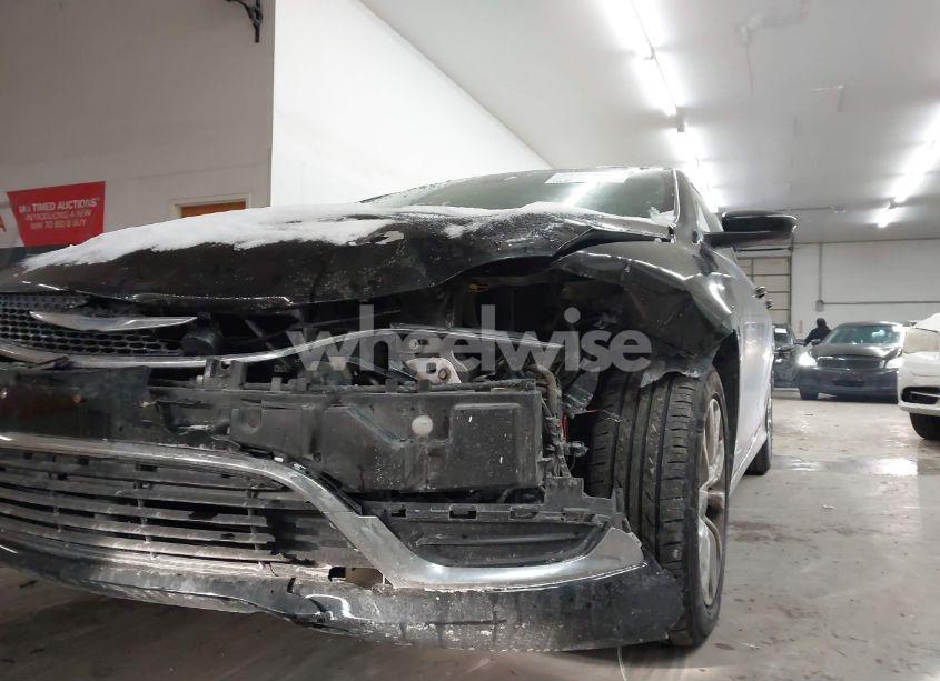 Photo 12 of 2015 Chrysler 200 LIMITED (VIN 1C3CCCAB5FN578231)