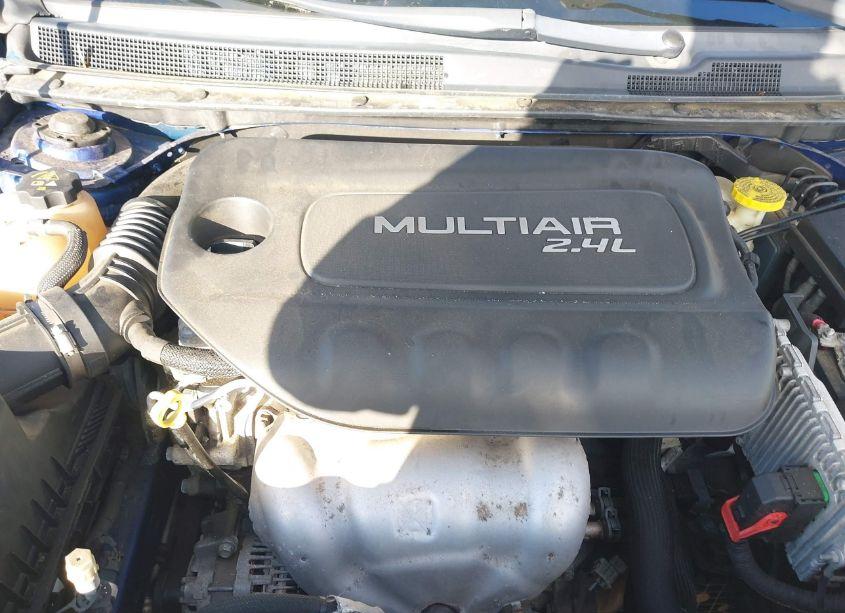 Photo 10 of 2015 Chrysler 200 LIMITED (VIN 1C3CCCAB5FN591352)