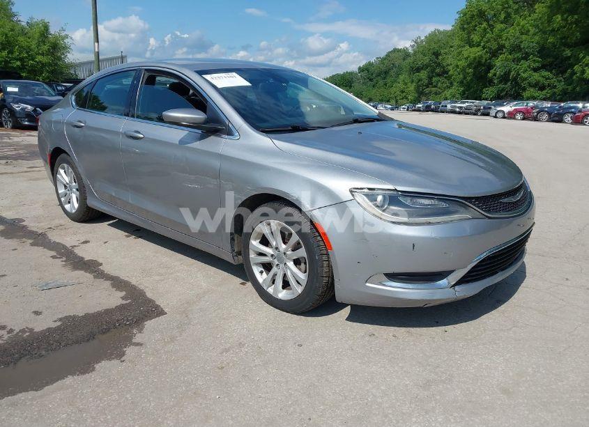 2015 Chrysler 200 LIMITED (VIN 1C3CCCAB5FN611566) main photo