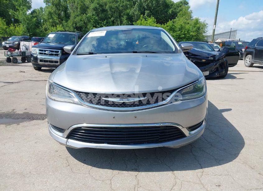 Photo 13 of 2015 Chrysler 200 LIMITED (VIN 1C3CCCAB5FN611566)