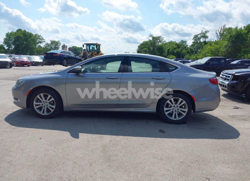 Photo 15 of 2015 Chrysler 200 LIMITED (VIN 1C3CCCAB5FN611566)