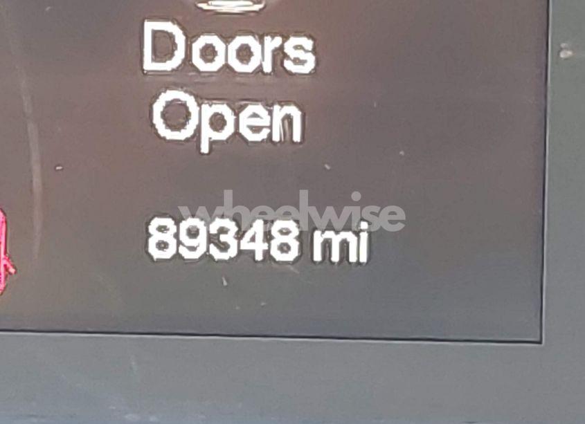 Photo 16 of 2015 Chrysler 200 LIMITED (VIN 1C3CCCAB5FN611566)