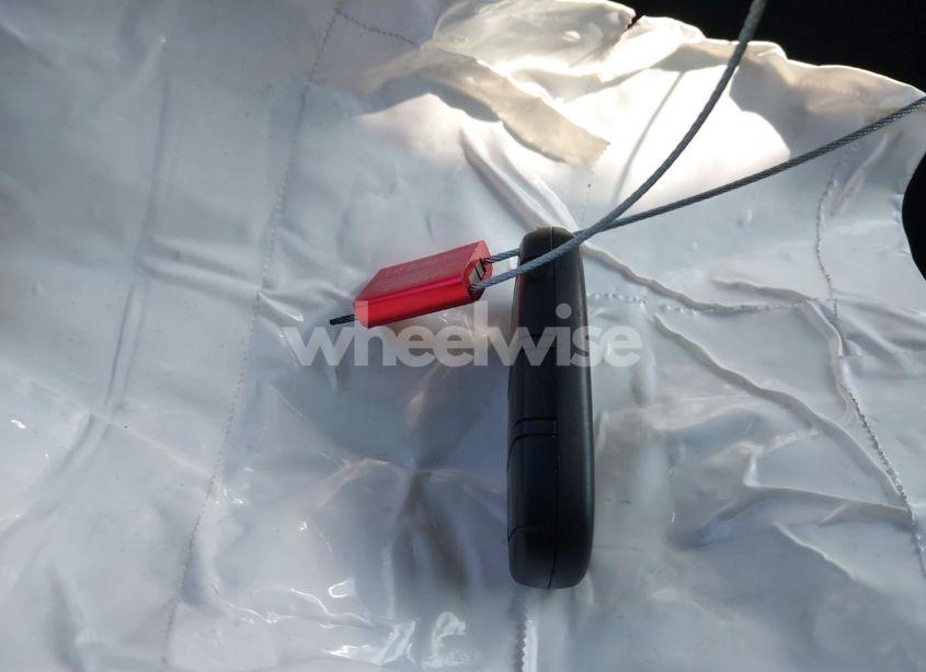 Photo 11 of 2015 Chrysler 200 LIMITED (VIN 1C3CCCAB5FN637441)