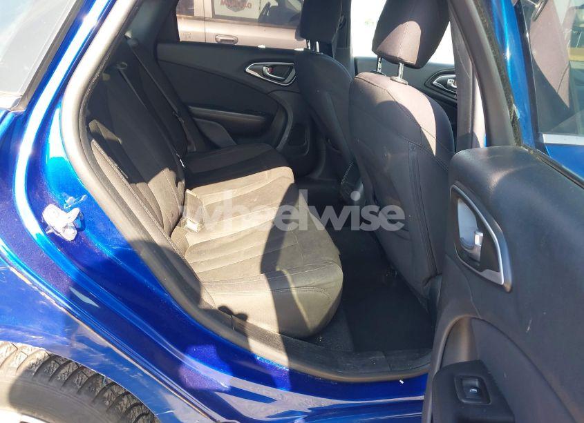 Photo 8 of 2015 Chrysler 200 LIMITED (VIN 1C3CCCAB5FN637441)