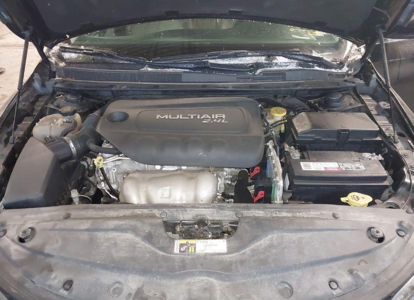 Photo 10 of 2015 Chrysler 200 LIMITED (VIN 1C3CCCAB5FN638069)