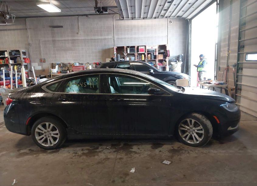 Photo 13 of 2015 Chrysler 200 LIMITED (VIN 1C3CCCAB5FN638069)