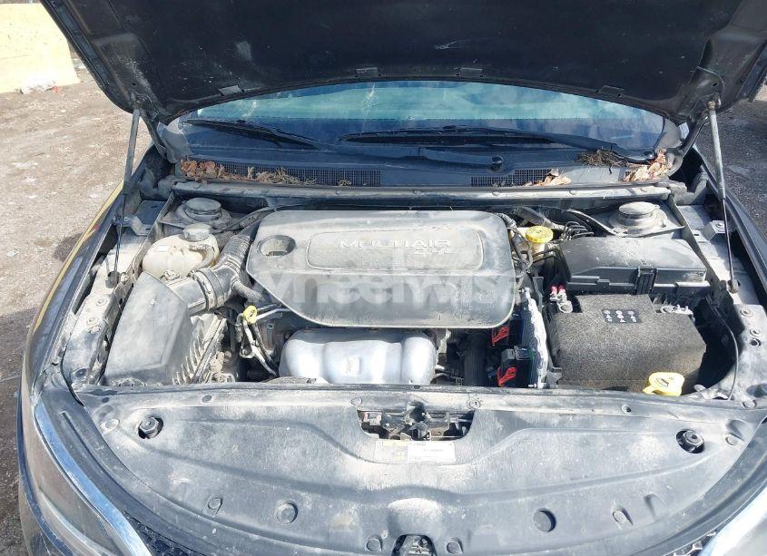 Photo 10 of 2015 Chrysler 200 LIMITED (VIN 1C3CCCAB5FN646513)