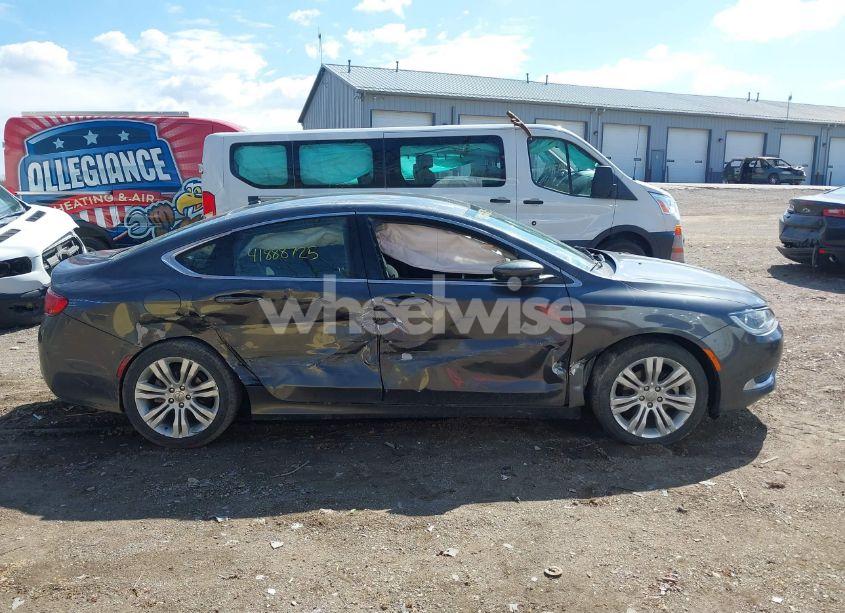 Photo 13 of 2015 Chrysler 200 LIMITED (VIN 1C3CCCAB5FN646513)