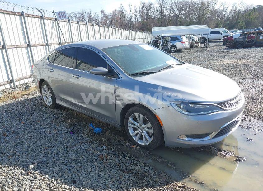 2015 Chrysler 200 LIMITED (VIN 1C3CCCAB5FN670987) main photo