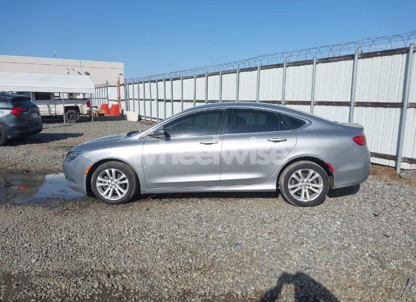 Photo 14 of 2015 Chrysler 200 LIMITED (VIN 1C3CCCAB5FN670987)