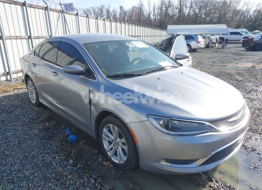Photo 6 of 2015 Chrysler 200 LIMITED (VIN 1C3CCCAB5FN670987)