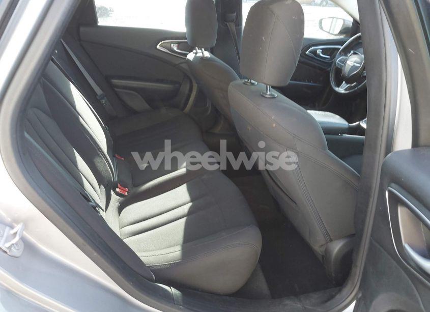 Photo 8 of 2015 Chrysler 200 LIMITED (VIN 1C3CCCAB5FN670987)