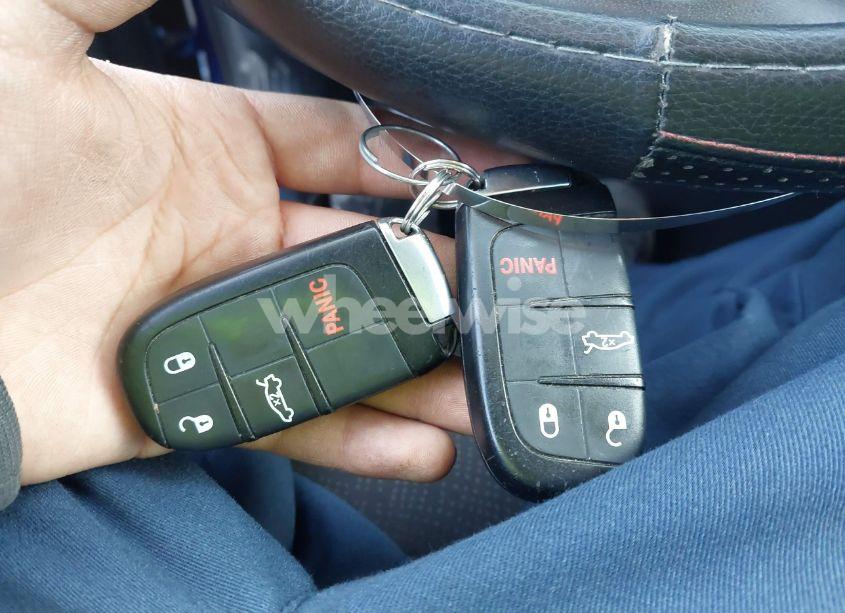 Photo 11 of 2015 Chrysler 200 LIMITED (VIN 1C3CCCAB5FN679253)