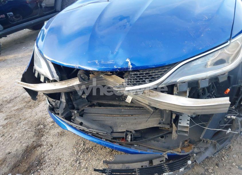 Photo 14 of 2015 Chrysler 200 LIMITED (VIN 1C3CCCAB5FN679253)