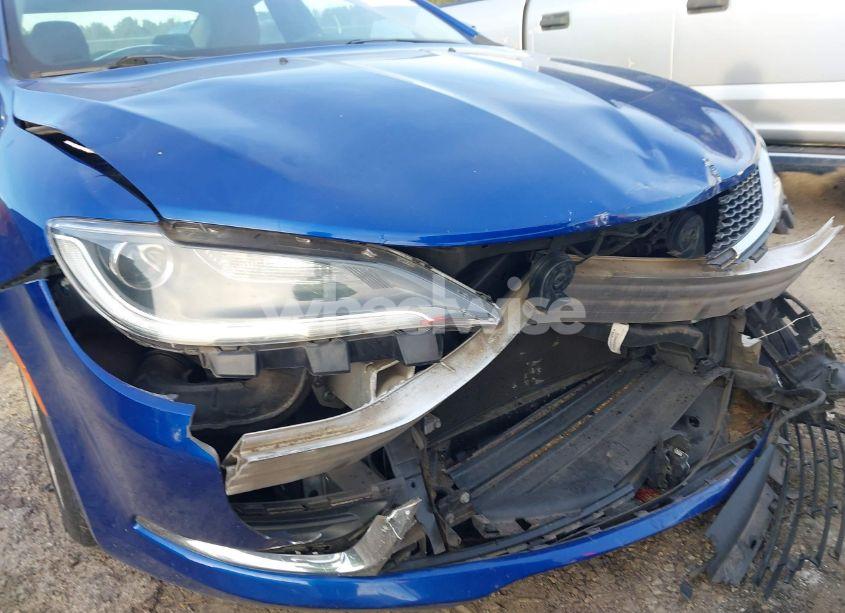 Photo 15 of 2015 Chrysler 200 LIMITED (VIN 1C3CCCAB5FN679253)