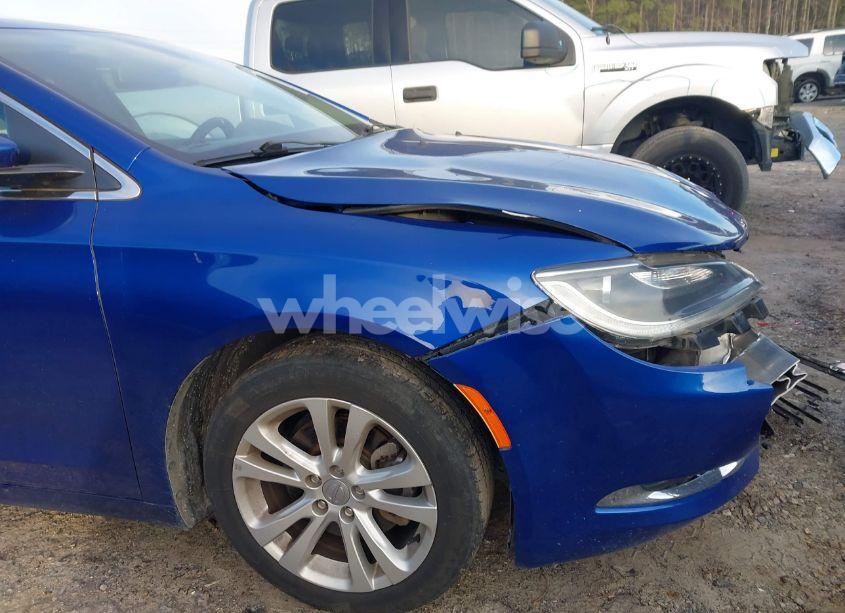 Photo 17 of 2015 Chrysler 200 LIMITED (VIN 1C3CCCAB5FN679253)