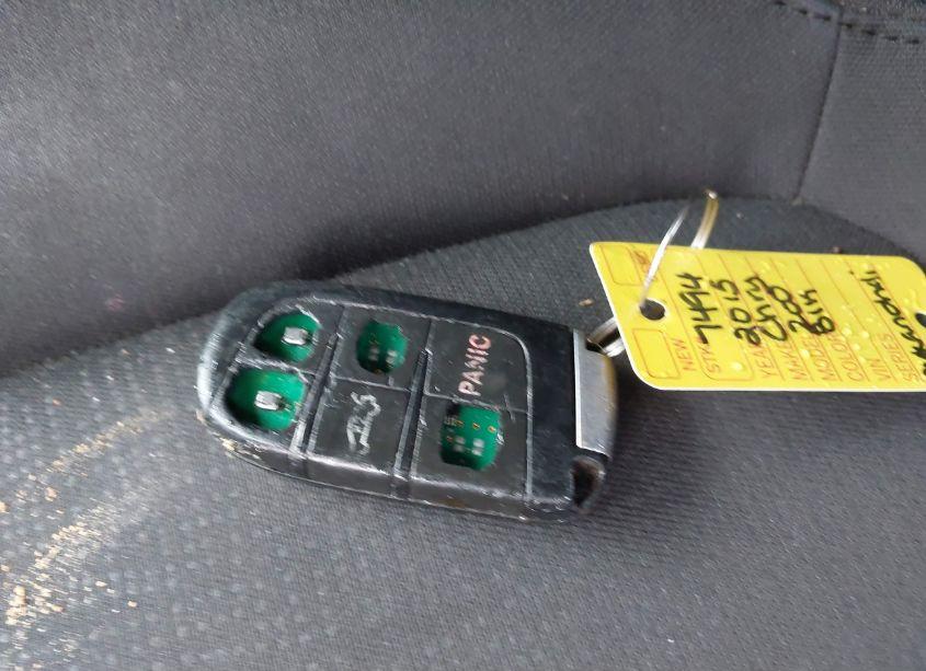 Photo 11 of 2015 Chrysler 200 LIMITED (VIN 1C3CCCAB5FN683948)