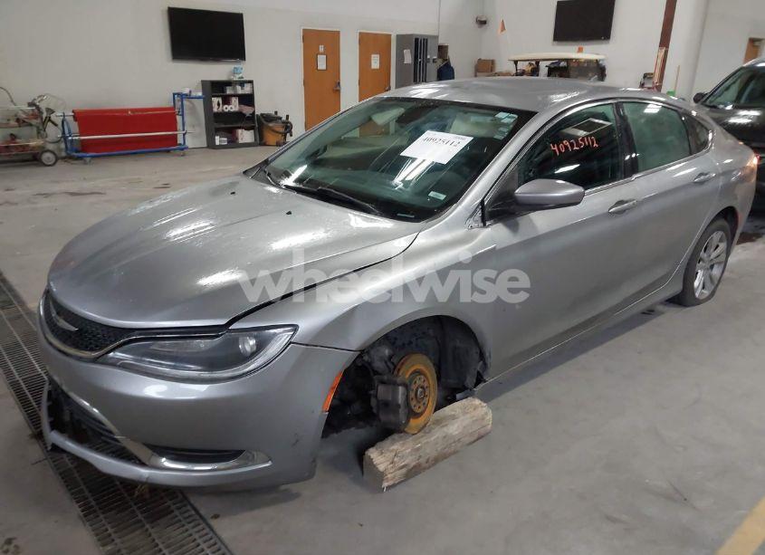 Photo 2 of 2015 Chrysler 200 LIMITED (VIN 1C3CCCAB5FN685053)