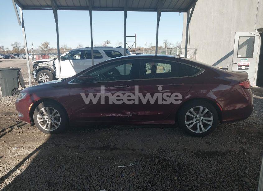Photo 14 of 2015 Chrysler 200 LIMITED (VIN 1C3CCCAB5FN688163)