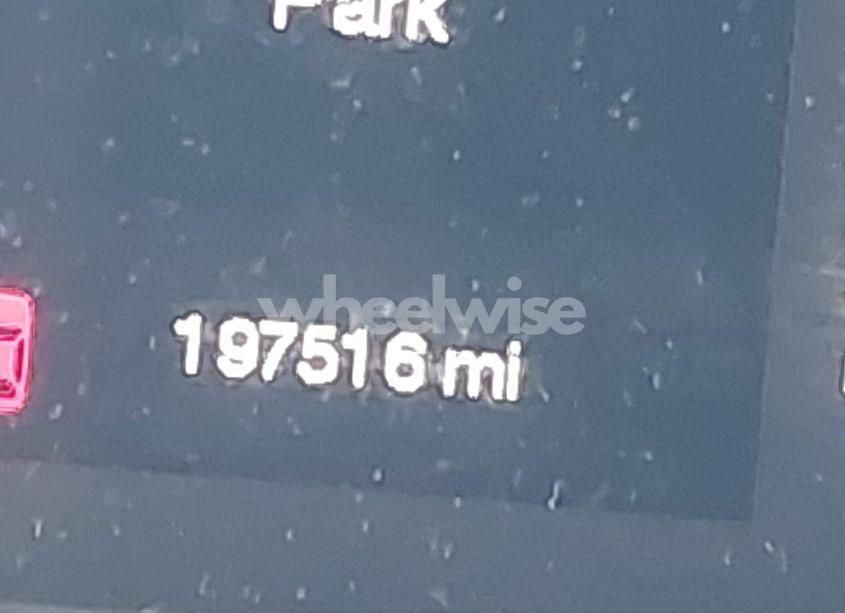 Photo 15 of 2015 Chrysler 200 LIMITED (VIN 1C3CCCAB5FN688163)