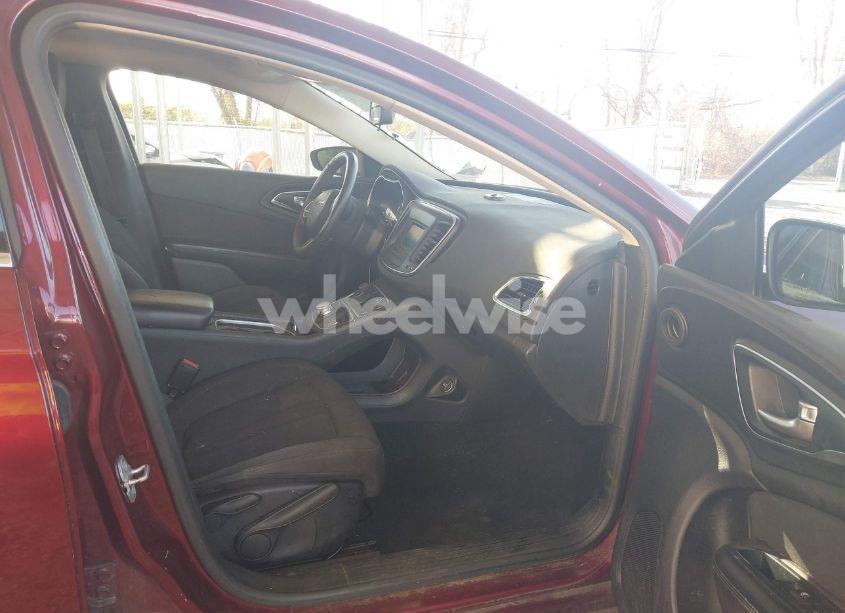 Photo 5 of 2015 Chrysler 200 LIMITED (VIN 1C3CCCAB5FN688163)