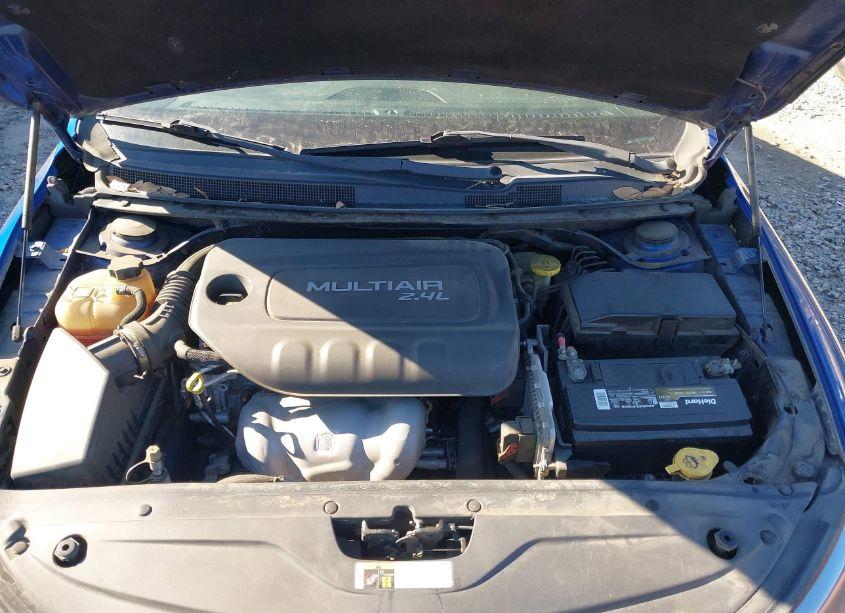 Photo 10 of 2015 Chrysler 200 LIMITED (VIN 1C3CCCAB5FN701929)