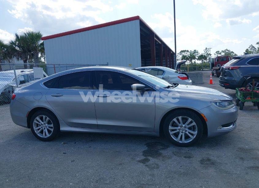 Photo 13 of 2015 Chrysler 200 LIMITED (VIN 1C3CCCAB5FN707813)