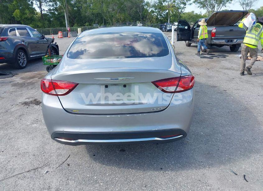 Photo 16 of 2015 Chrysler 200 LIMITED (VIN 1C3CCCAB5FN707813)