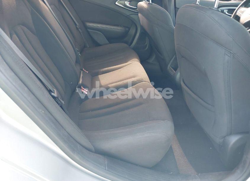 Photo 8 of 2015 Chrysler 200 LIMITED (VIN 1C3CCCAB5FN707813)