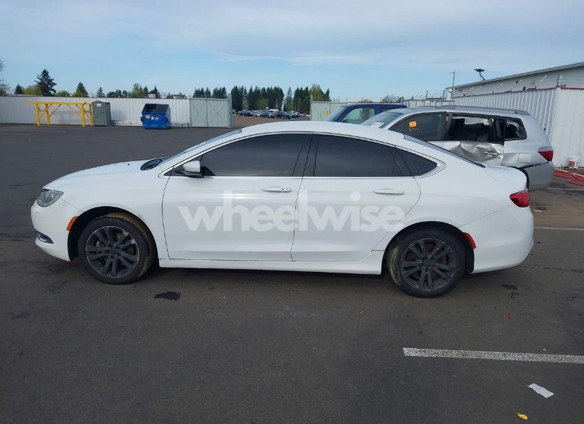 Photo 13 of 2015 Chrysler 200 LIMITED (VIN 1C3CCCAB5FN710419)