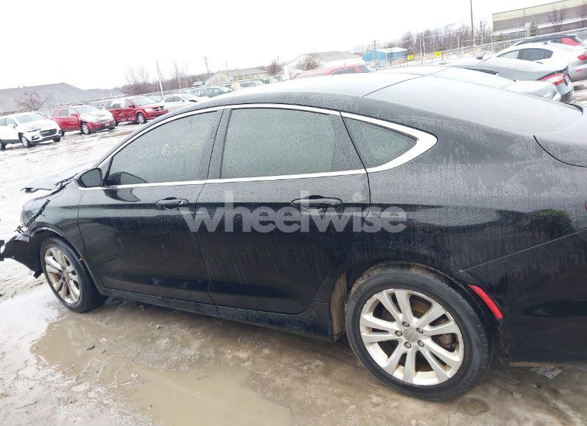Photo 14 of 2015 Chrysler 200 LIMITED (VIN 1C3CCCAB5FN715748)