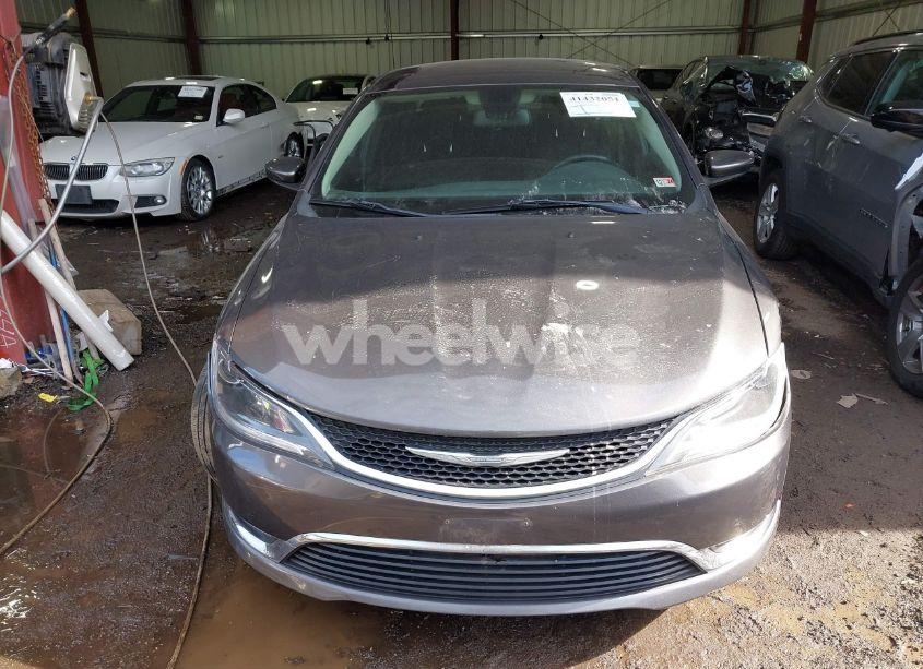Photo 11 of 2015 Chrysler 200 LIMITED (VIN 1C3CCCAB5FN758681)