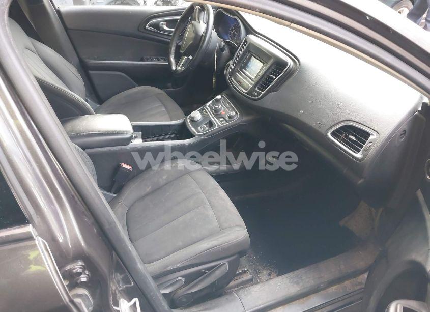 Photo 5 of 2015 Chrysler 200 LIMITED (VIN 1C3CCCAB5FN758681)