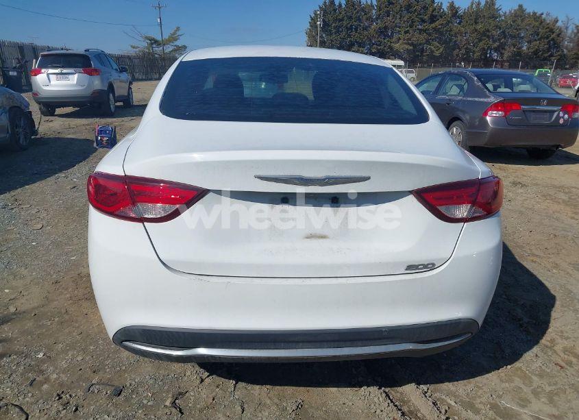 Photo 16 of 2016 Chrysler 200 LIMITED (VIN 1C3CCCAB5GN113398)