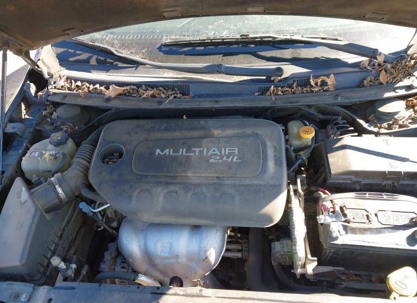 Photo 10 of 2016 Chrysler 200 LIMITED (VIN 1C3CCCAB5GN131075)