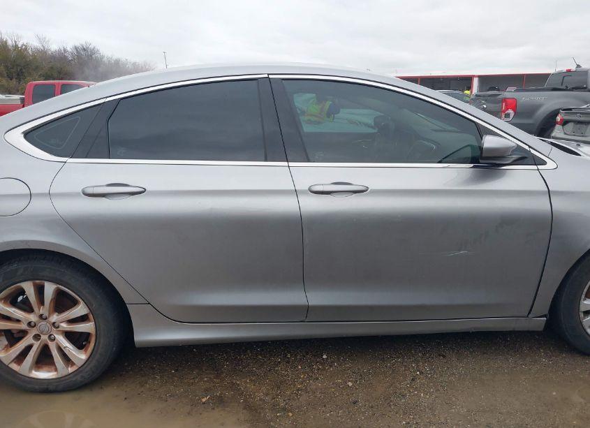 Photo 13 of 2016 Chrysler 200 LIMITED (VIN 1C3CCCAB5GN132260)