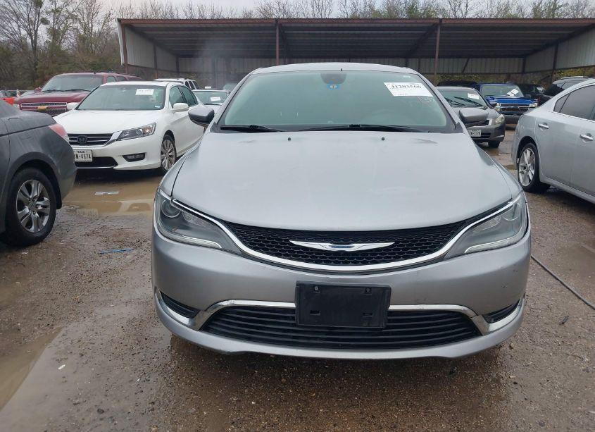 Photo 6 of 2016 Chrysler 200 LIMITED (VIN 1C3CCCAB5GN132260)